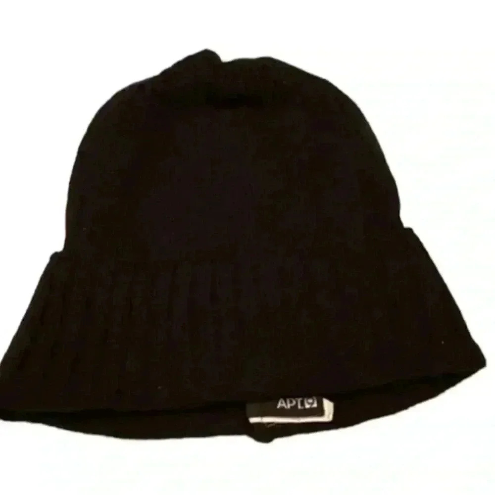 Apt. 9 winter hat beanie with snaps
